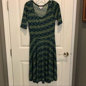 NWOT | Lularoe Nicole - M